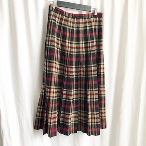 Courageous vintage plaid pleated midi/maxi skirt